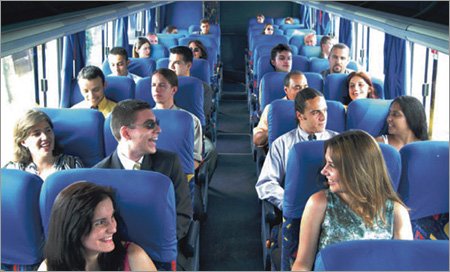 Locaçäo de Ônibus Locaçäo de Ônibus